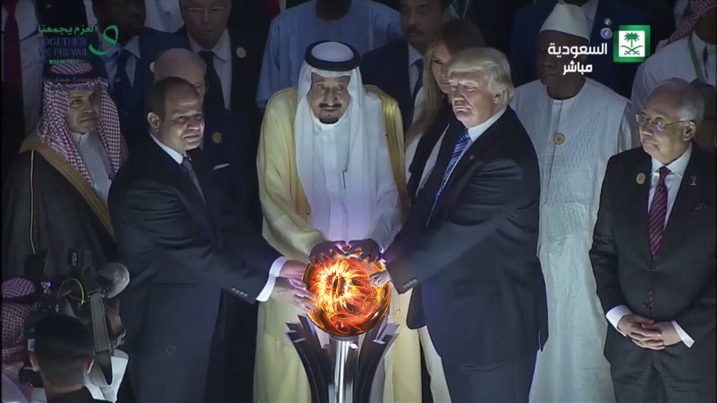 трамп ищет хоббитов