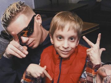 Элджей с маленьким двойником