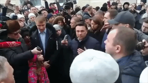 девочка в розовом