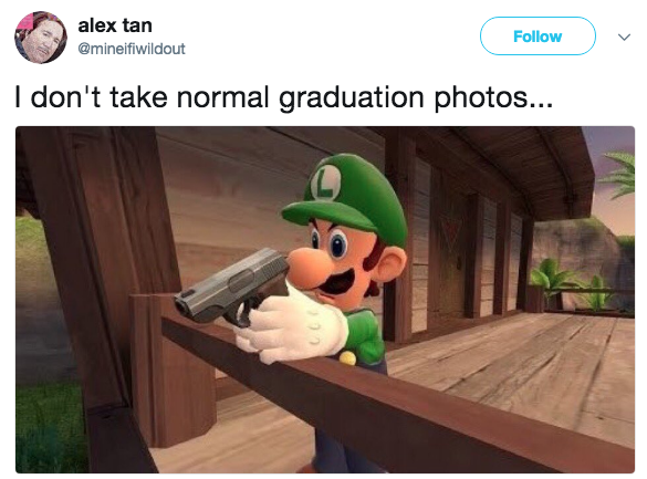 У меня нет нормальных фотографий с выпускного У меня нет нормальных фотографий с выпускного
