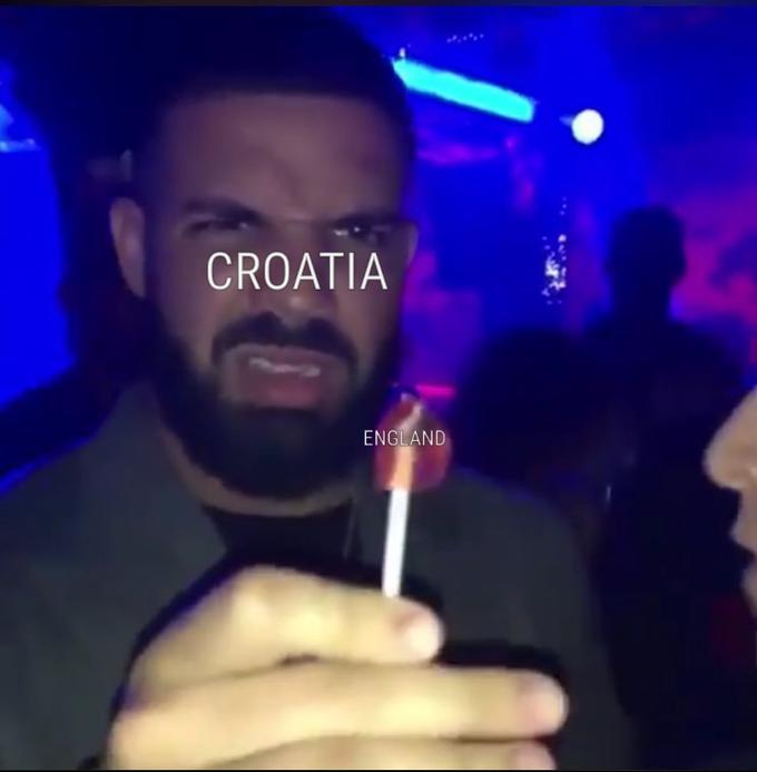 Дрейк реагирует на леденец Дрейк реагирует на леденец