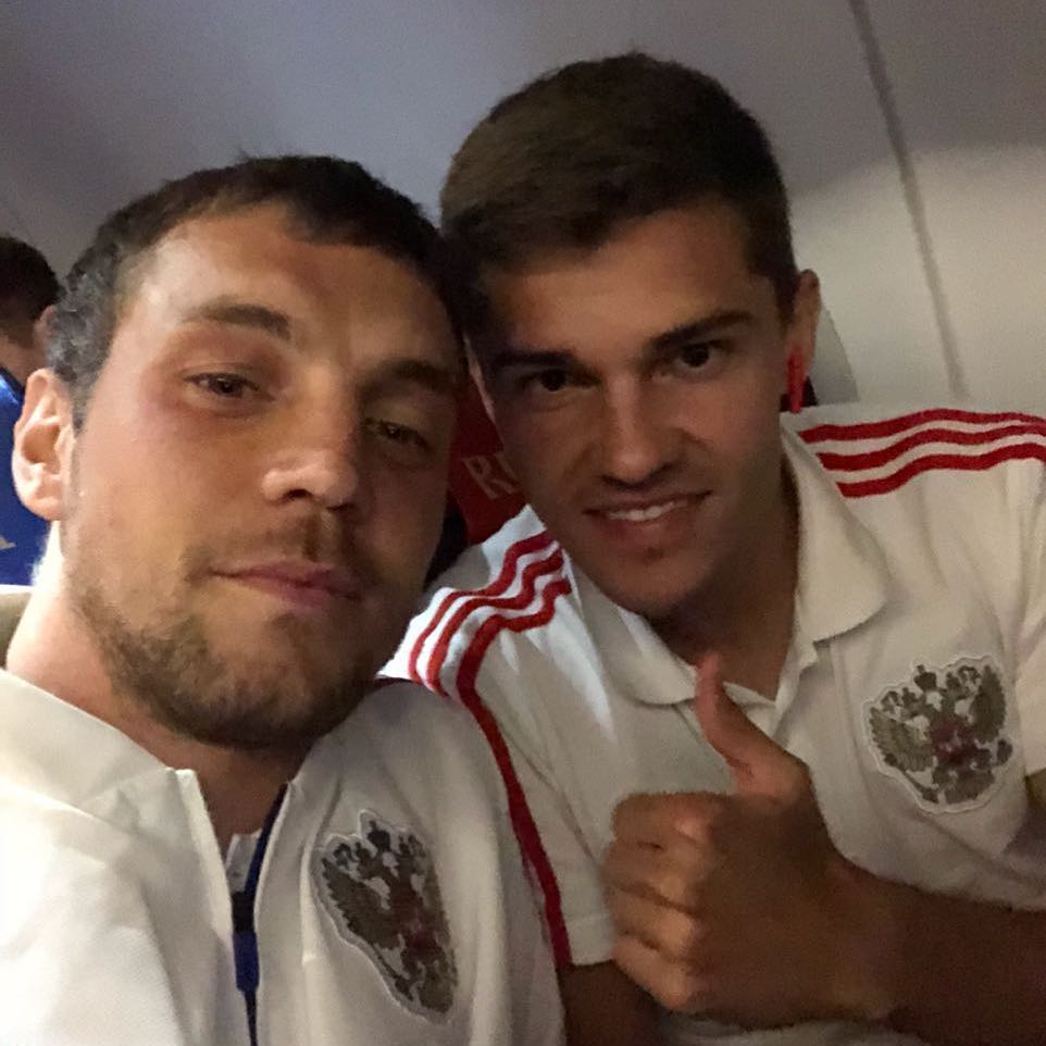 Артем Дзюба и Роман Зобнин Артем Дзюба и Роман Зобнин