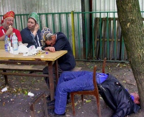 Болельщики в кокошниках