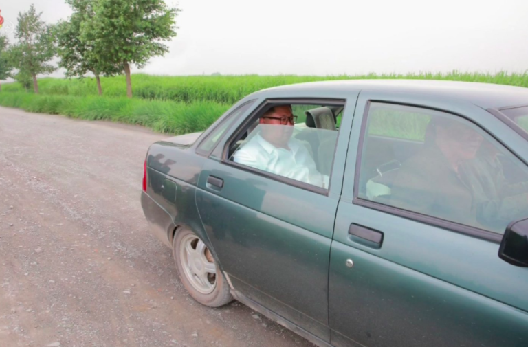 Ким Чен Ын Lada Priora