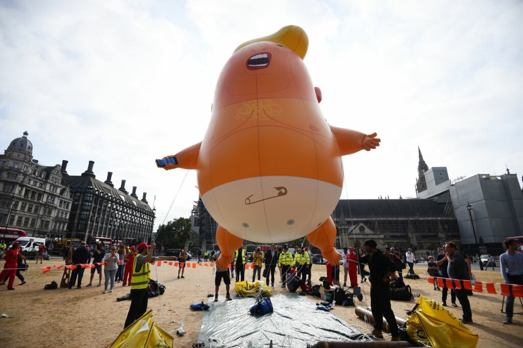 малыш-Трамп малыш-Трамп