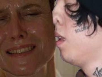 Lil Xan целует Noah Cyrus