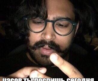 мужик считает на пальцах