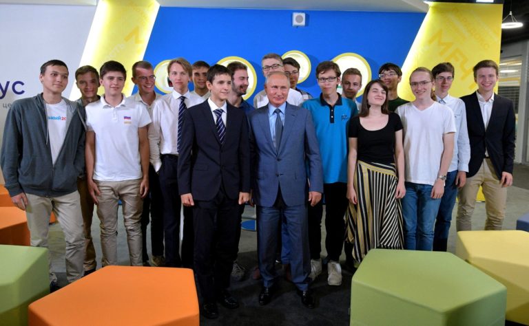 Навальный 2018