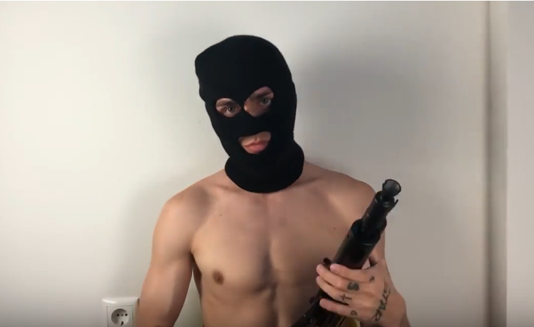 Фейс побрился Фейс побрился