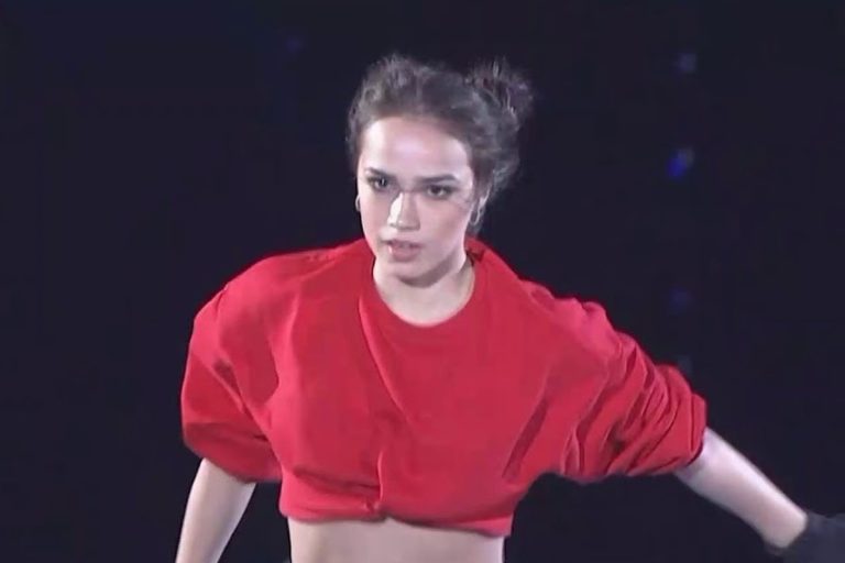 Алина Загитова Bad Guy