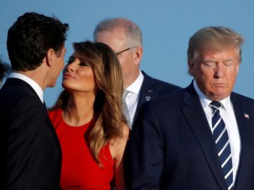 Мелания Трамп целует Джастина Трюдо