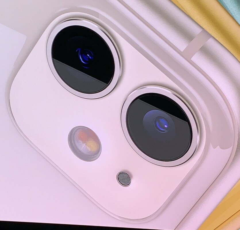 Мемы про камеру iPhone 11 и iPhone 11 Pro Мемы про камеру iPhone 11 и iPhone 11 Pro