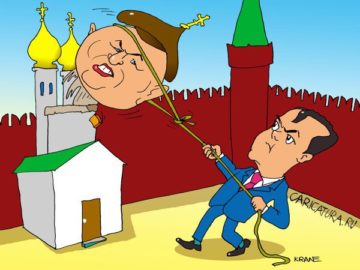 Кепка Лужкова