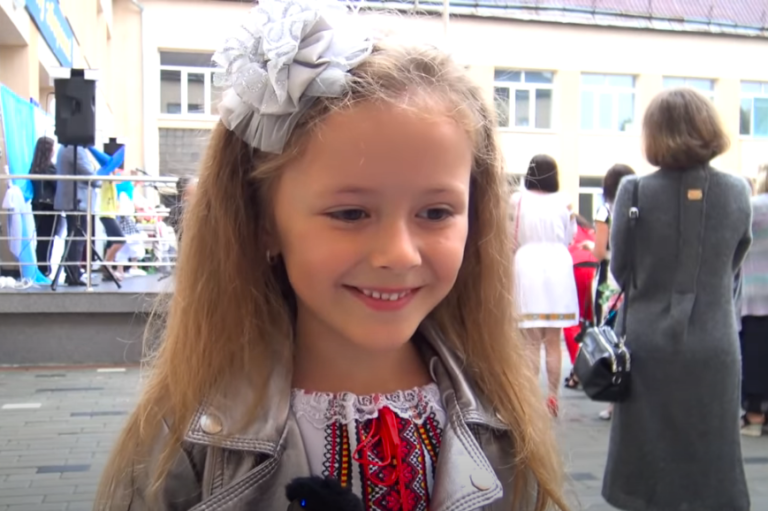 украинская школьница