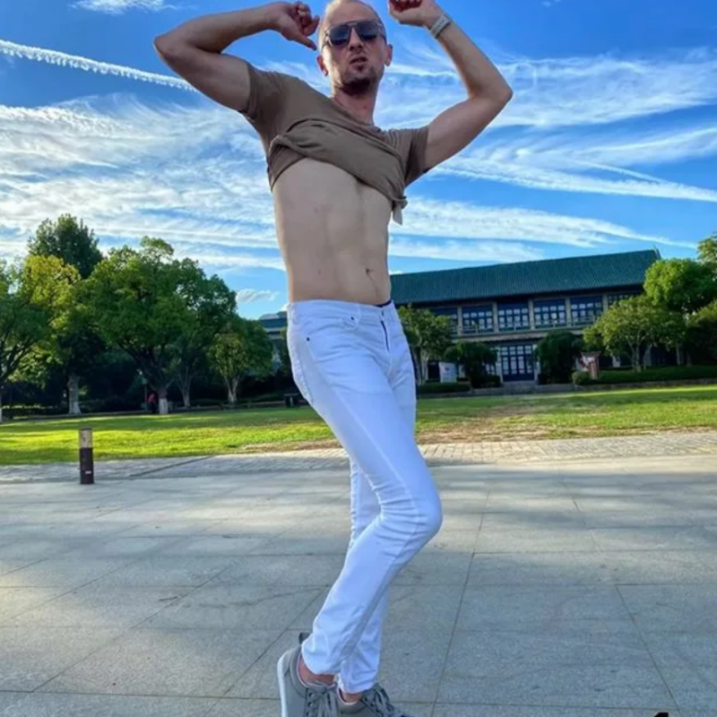 Александр Зубарев