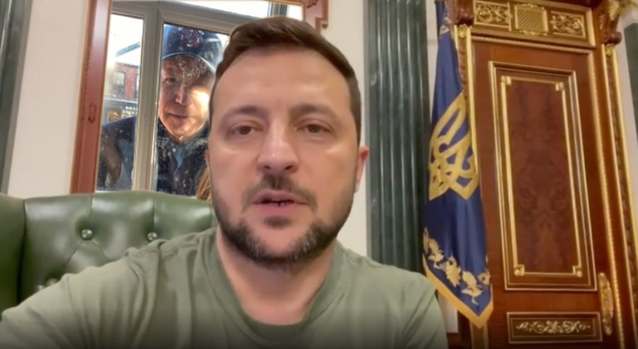 Байден заглядывает в окно