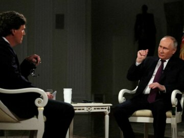 Путин дает интервью Карлсону