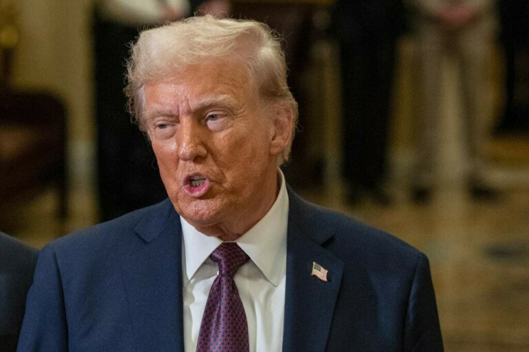 Трамп хочет присоединить Гренландию