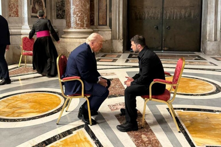 Зеленский с Трампом и Макроном